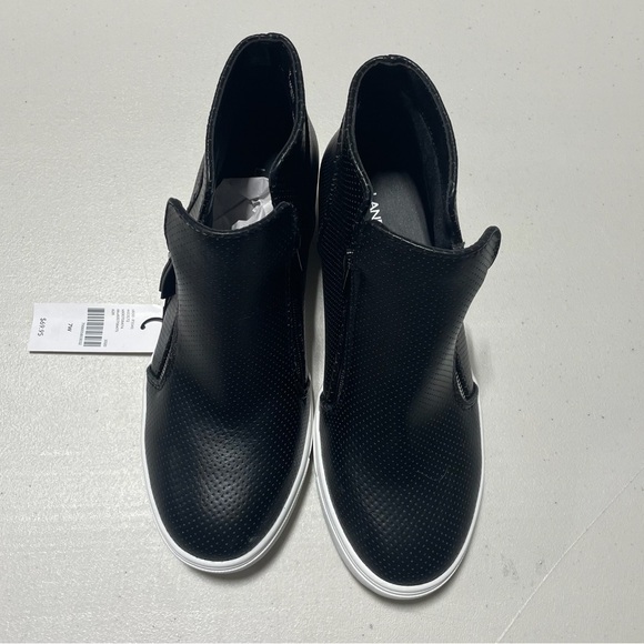 Lane Bryant Women Ankle Boot Black Dual Zip Inside Wedge Heel Almond Toe Size 7W - Picture 3 of 8